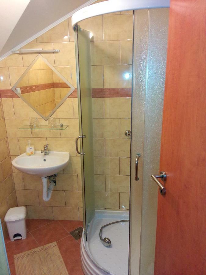 Guesthouse Capistro Bilje Ngoại thất bức ảnh